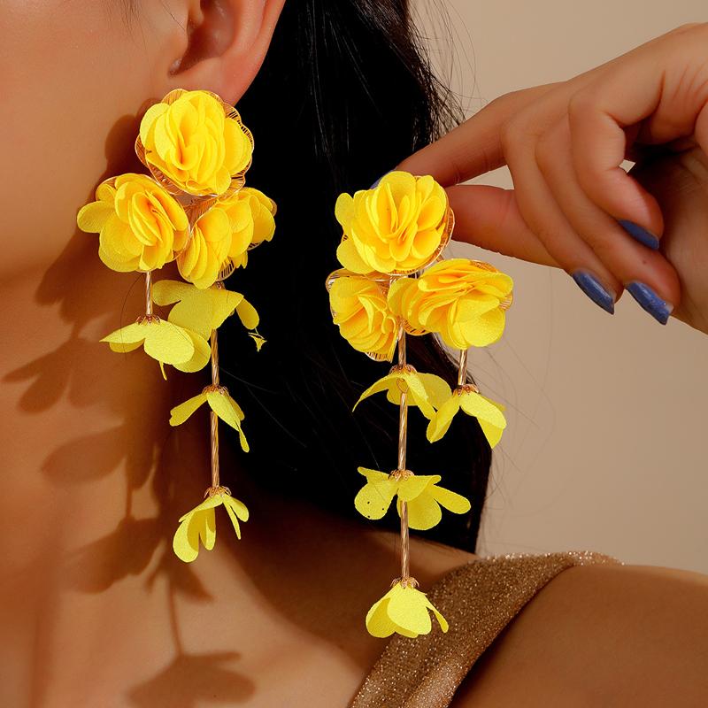 New Fashion Pink Mesh Flower Long Tassel Pendant Earrings for Women Elegant Metal Petals Romantic Earring Beach Vacation Zircon жовтий
New Fashion Pink Mesh Flower Long Tassel Pendant Earrings for Women Elegant Metal Petals Romantic Earring Beach Vacation Zircon жовтий