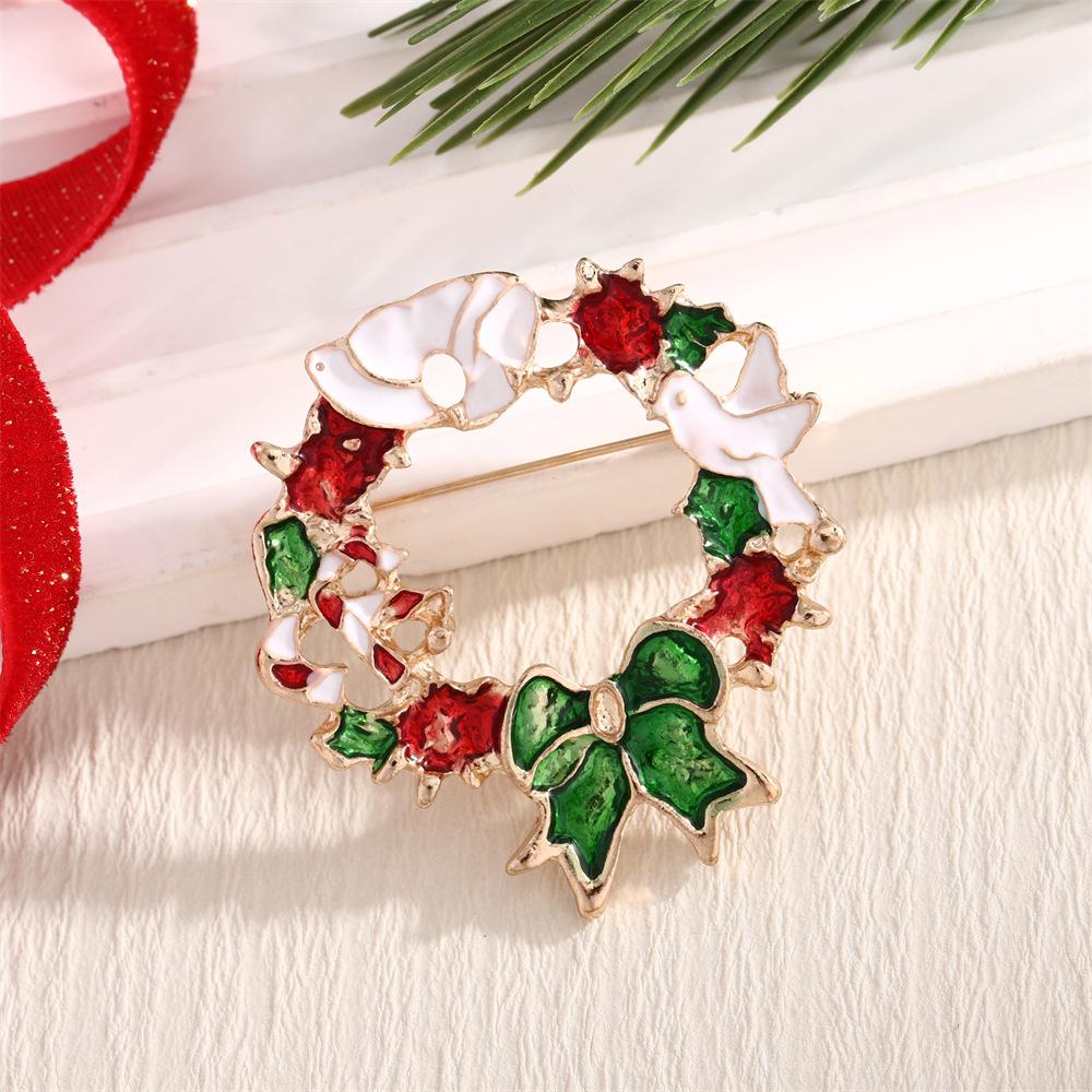 Брошь из эмалевого сплава «Рождественская гирлянда из сосновых иголок 2026» для женщин, Новогодний подарок на Рождество
Брошь из эмалевого сплава «Рождественская гирлянда из сосновых иголок 2026» для женщин, Новогодний подарок на Рождество