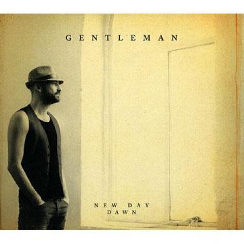 CD GENTLEMAN - New Day Dawn (Deluxe Edition) (17 T 0602537325856 Island EU/Unive 2013 Germany Reggae, Ska & Dub
CD GENTLEMAN - New Day Dawn (Deluxe Edition) (17 T 0602537325856 Island EU/Unive 2013 Germany Reggae, Ska & Dub