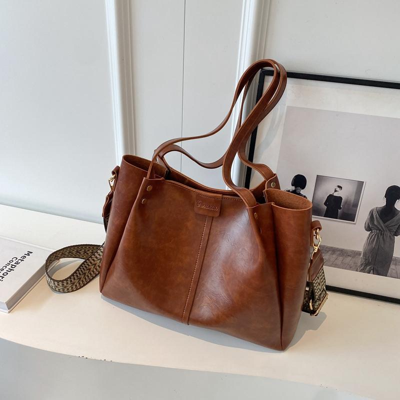 Retro Shoulder Bags for Women Simple Tote Bag 2026 Winter PU Leather Hand Bag Lady Travel Vintage Handbags коричневый
Retro Shoulder Bags for Women Simple Tote Bag 2026 Winter PU Leather Hand Bag Lady Travel Vintage Handbags коричневый