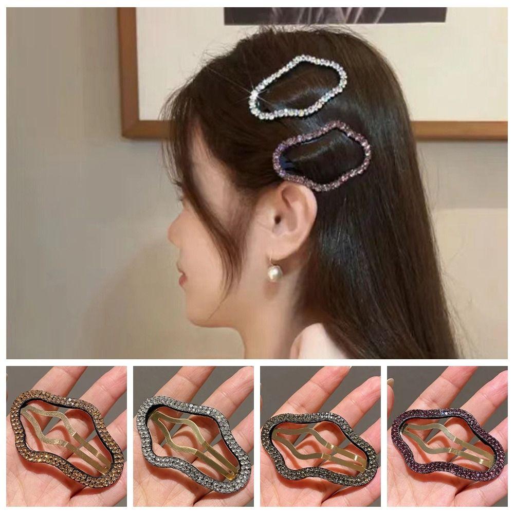 Rhinestone Cloud Hair Clip Geometric Hollow Metal Hairpin Sweet Clouds Bb Clip Girls
Rhinestone Cloud Hair Clip Geometric Hollow Metal Hairpin Sweet Clouds Bb Clip Girls