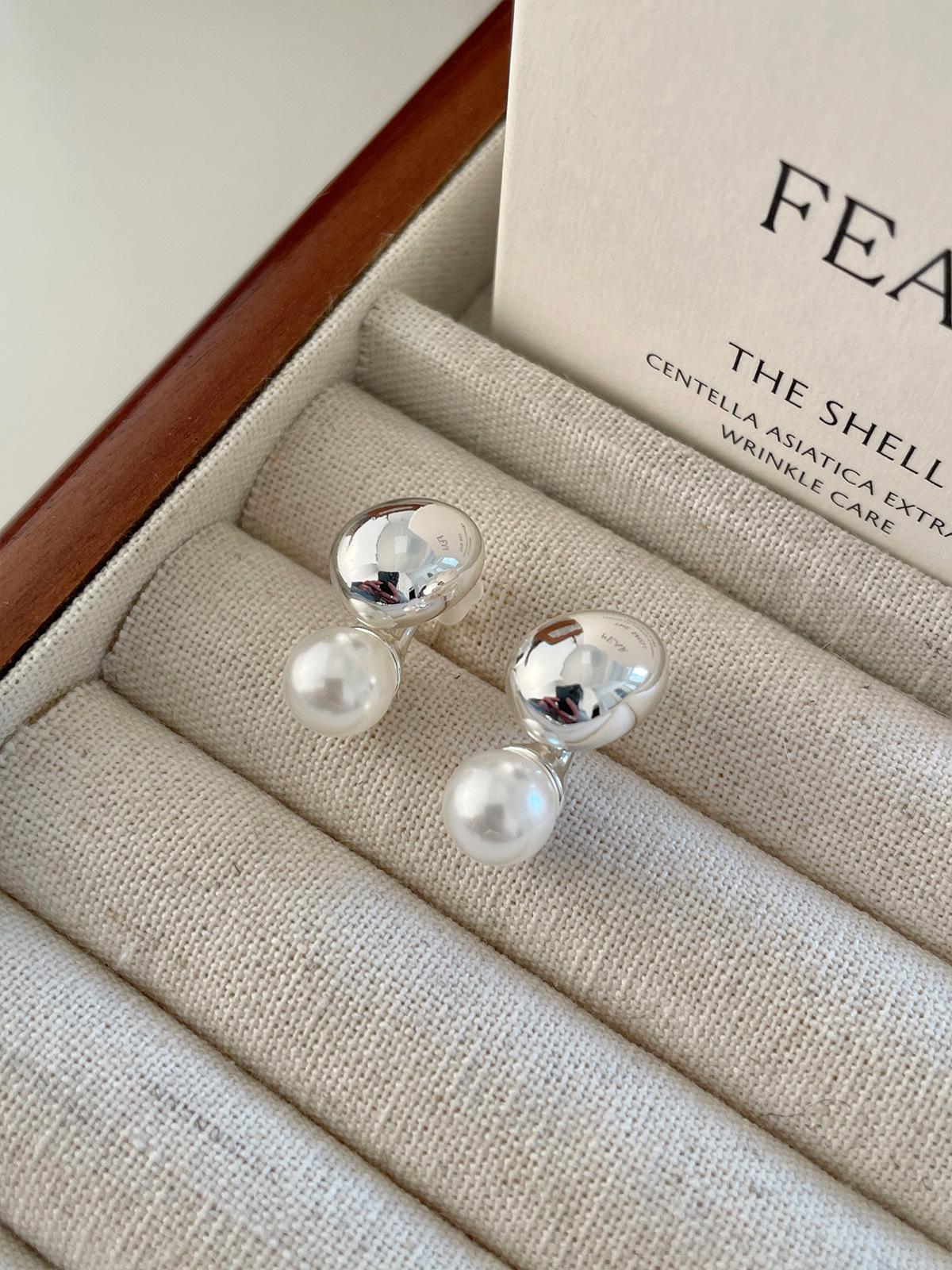 Серьги-пусеты Doudou из серебра 925 пробы, свисающие сзади, женские изысканные ретро-серьги с жемчугом, нишевые, высококлассные, новые зимние серьги 925 Silver Needle
Серьги-пусеты Doudou из серебра 925 пробы, свисающие сзади, женские изысканные ретро-серьги с жемчугом, нишевые, высококлассные, новые зимние серьги 925 Silver Needle