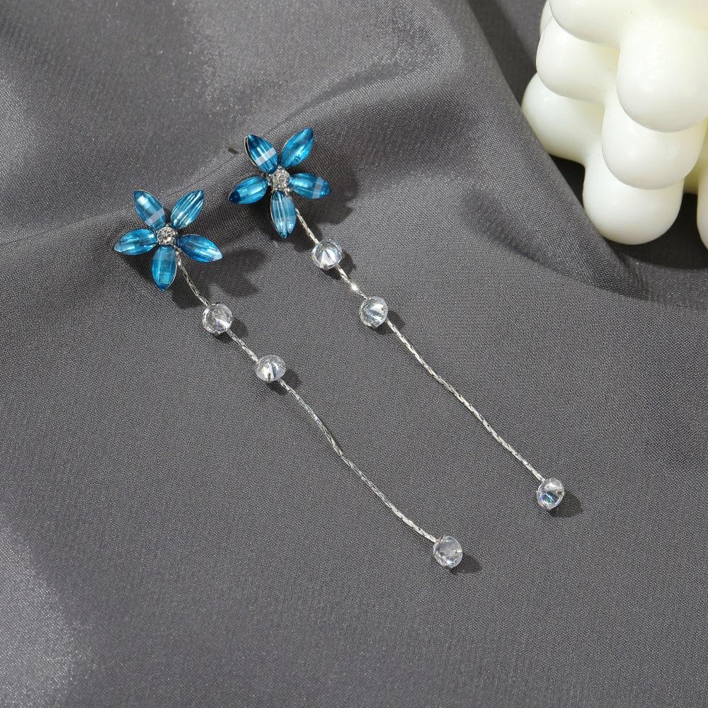 Новые серьги с кисточками в виде листьев вишни, женские длинные серьги с цирконием, темпераментные серьги для вечеринок, ювелирные изделия, подарки 2022
Новые серьги с кисточками в виде листьев вишни, женские длинные серьги с цирконием, темпераментные серьги для вечеринок, ювелирные изделия, подарки 2022