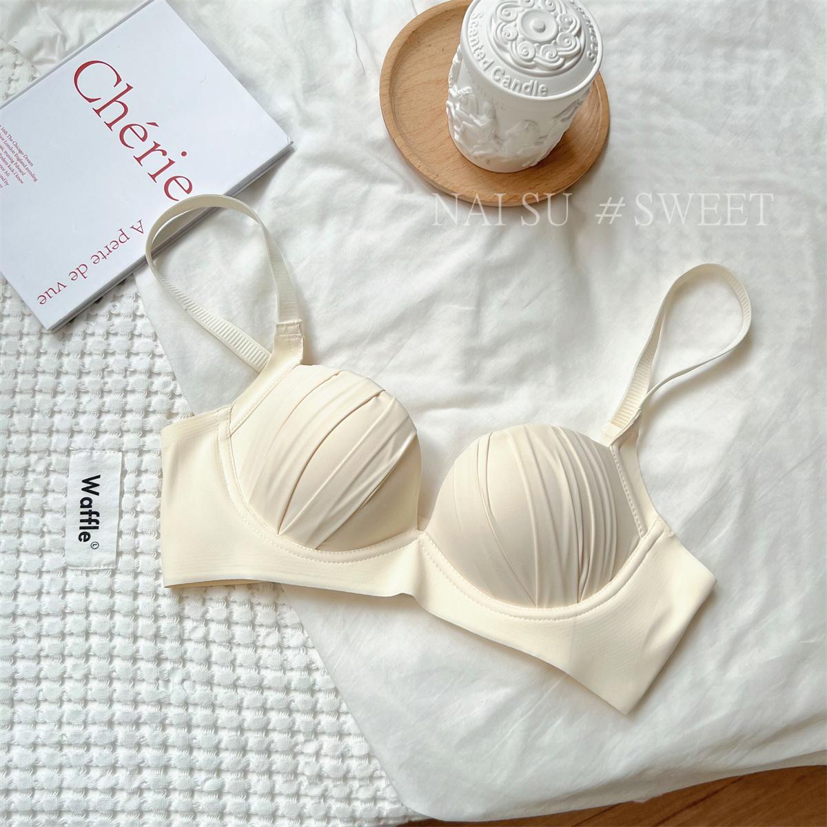 Female Summer Sexy Small Breast Gathers No Underwire To Prevent Droop To Support Adjust Type Underwear 38/85AB шампанського
Female Summer Sexy Small Breast Gathers No Underwire To Prevent Droop To Support Adjust Type Underwear 38/85AB шампанського