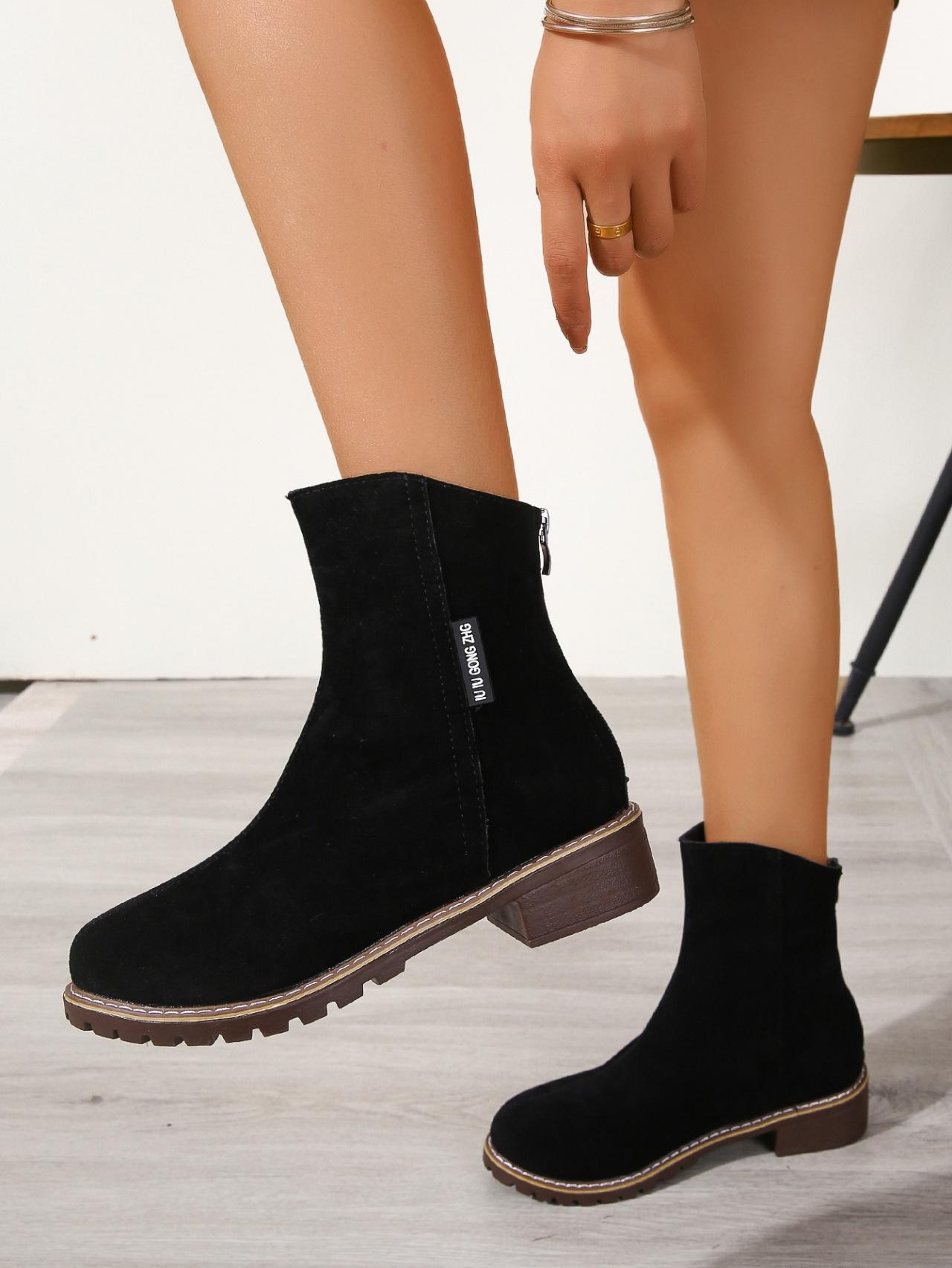 Внешняя торговля большой размер ботинки Мартина женские 2025 новые осень и весна британский стиль круглый носок локомотив короткая трубка шнуровка короткие ботинки дети 35 чёрный
Внешняя торговля большой размер ботинки Мартина женские 2025 новые осень и весна британский стиль круглый носок локомотив короткая трубка шнуровка короткие ботинки дети 35 чёрный