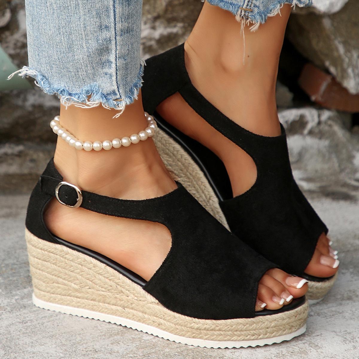 Large size sandals 2025 summer new wedge heel heightening fashion buckle fish mouth Amazon outer sandals 43 чорний
Large size sandals 2025 summer new wedge heel heightening fashion buckle fish mouth Amazon outer sandals 43 чорний