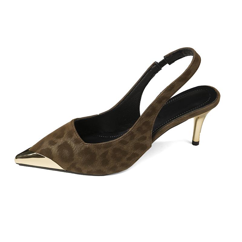 2025 новые черные туфли на высоком каблуке большого размера женские с дизайнерским чутьем нишевые весенние новые темпераментные остроносые туфли-лодочки на шпильке 42 цветной печати леопарда
2025 новые черные туфли на высоком каблуке большого размера женские с дизайнерским чутьем нишевые весенние новые темпераментные остроносые туфли-лодочки на шпильке 42 цветной печати леопарда