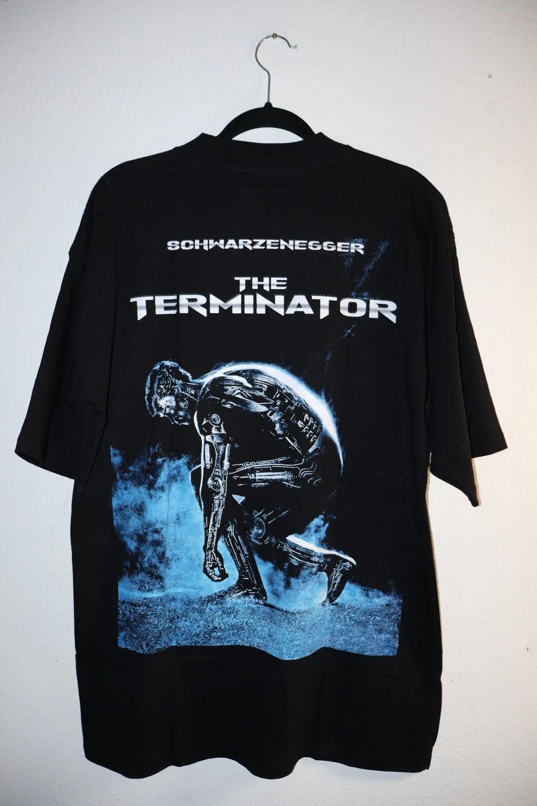 AOP The Terminator Movie (Arnold Schwarzenegger) Shirt XL (#125) 4XL
AOP The Terminator Movie (Arnold Schwarzenegger) Shirt XL (#125) 4XL