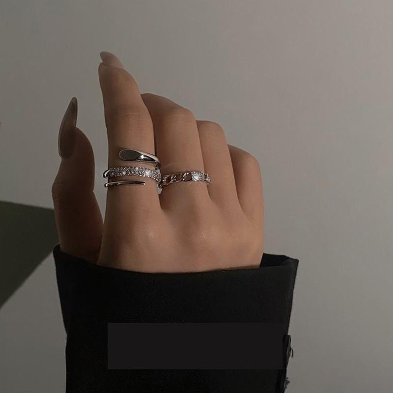 Sliver Color Geometric Winding Open Rings For Women Men Y2K Exquisite Shiny Personality Finger Ring Jewelry Party Gift
Sliver Color Geometric Winding Open Rings For Women Men Y2K Exquisite Shiny Personality Finger Ring Jewelry Party Gift