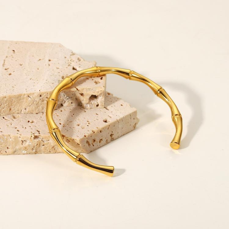 Bamboo Style Gold-Plated Titanium Bangle - Light Luxury Mori Fashion, Exquisite Trendy Design for Women.
Bamboo Style Gold-Plated Titanium Bangle - Light Luxury Mori Fashion, Exquisite Trendy Design for Women.