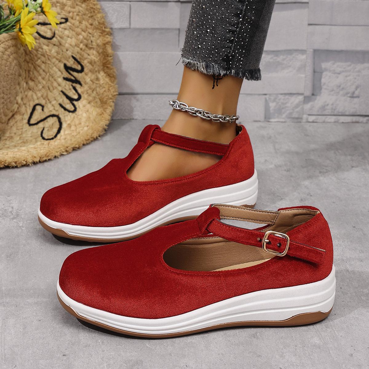 European and American large-size casual single shoes women s 2025 spring season new round head thick sole one-word buckle shallow mouth single shoes 43
European and American large-size casual single shoes women s 2025 spring season new round head thick sole one-word buckle shallow mouth single shoes 43
