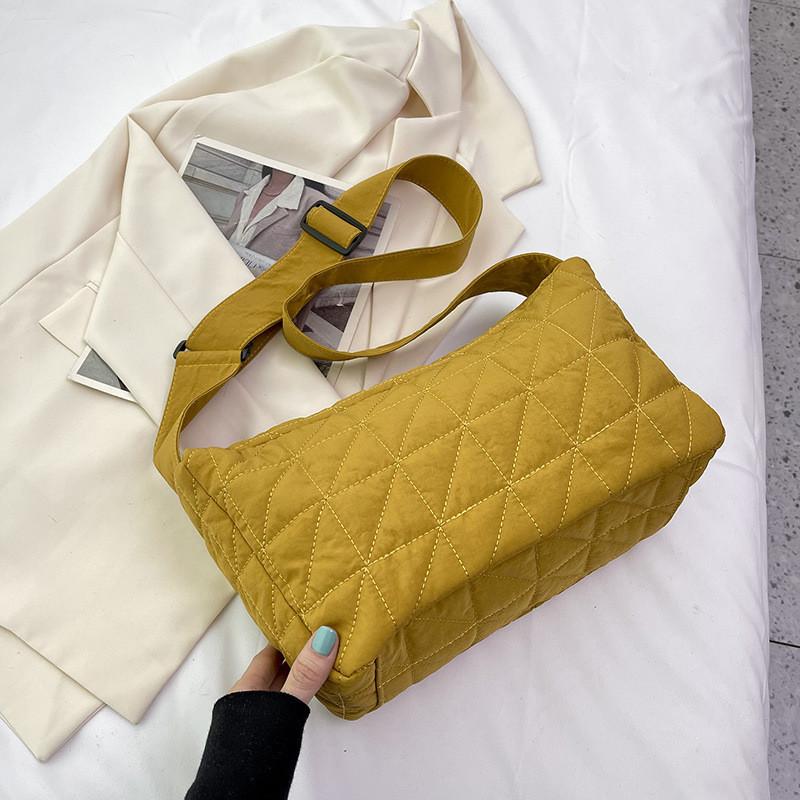 Elegant Casual Tote Crossbody Bag With Soft Oxford Fabric For Fashionable Women жовтий
Elegant Casual Tote Crossbody Bag With Soft Oxford Fabric For Fashionable Women жовтий