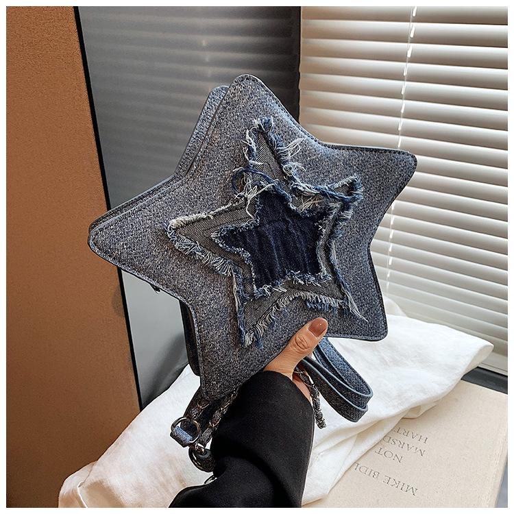 Універсальний джинсовий синій рюкзак із п ятикутною зіркою нішевого дизайну 2024 нова модна багатоцільова жіноча сумка-мессенджер
Універсальний джинсовий синій рюкзак із п ятикутною зіркою нішевого дизайну 2024 нова модна багатоцільова жіноча сумка-мессенджер