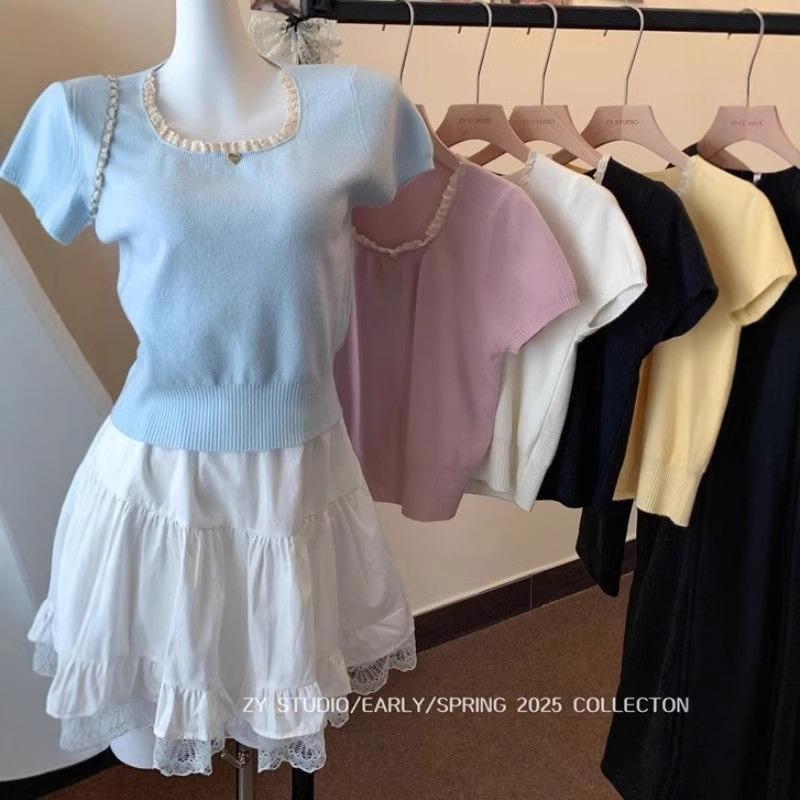 High-End Women s Light Blue Ruffle Edge Knitted Short Sleeve Fitted T-Shirt One Size - Recommended for up to 125 lbs
High-End Women s Light Blue Ruffle Edge Knitted Short Sleeve Fitted T-Shirt One Size - Recommended for up to 125 lbs