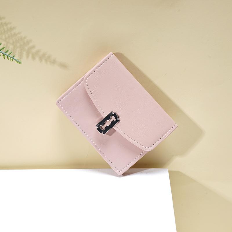 New Korean niche designer brand bag classic simple practical change bag women s lock multi-color чорний
New Korean niche designer brand bag classic simple practical change bag women s lock multi-color чорний