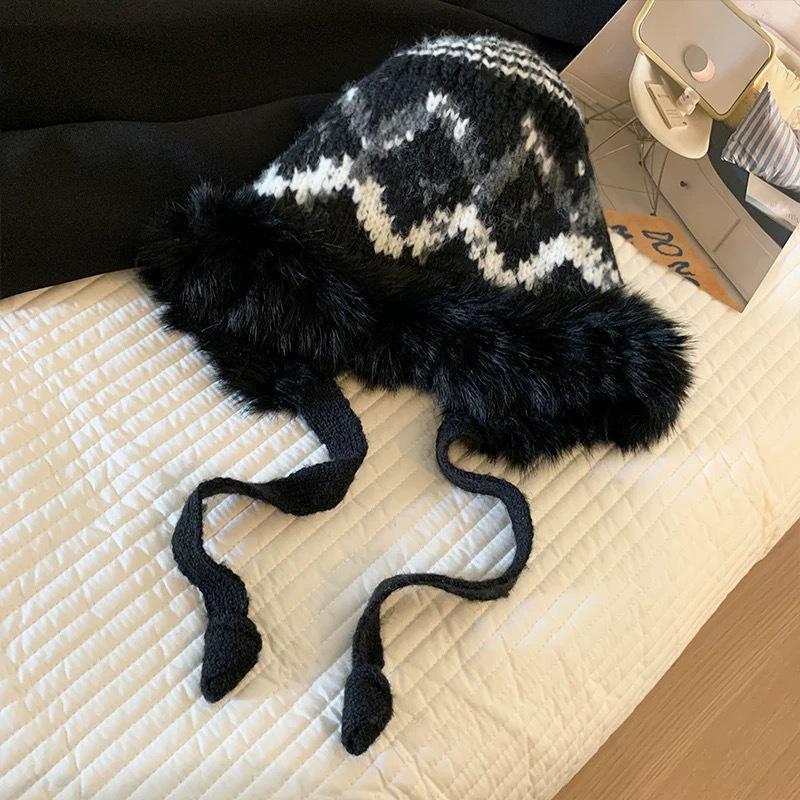 Women S Ethnic Style Knitted Hat Thickened Windproof Warm Retro Hat Outdoor Cycling Hat
Women S Ethnic Style Knitted Hat Thickened Windproof Warm Retro Hat Outdoor Cycling Hat