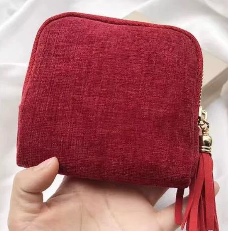 Exquisite Jewelry Storage Bag High-end And Cultural Relics Bracelet Storage Bags Travel And Portable Durable Jewelry Bag багряний
Exquisite Jewelry Storage Bag High-end And Cultural Relics Bracelet Storage Bags Travel And Portable Durable Jewelry Bag багряний