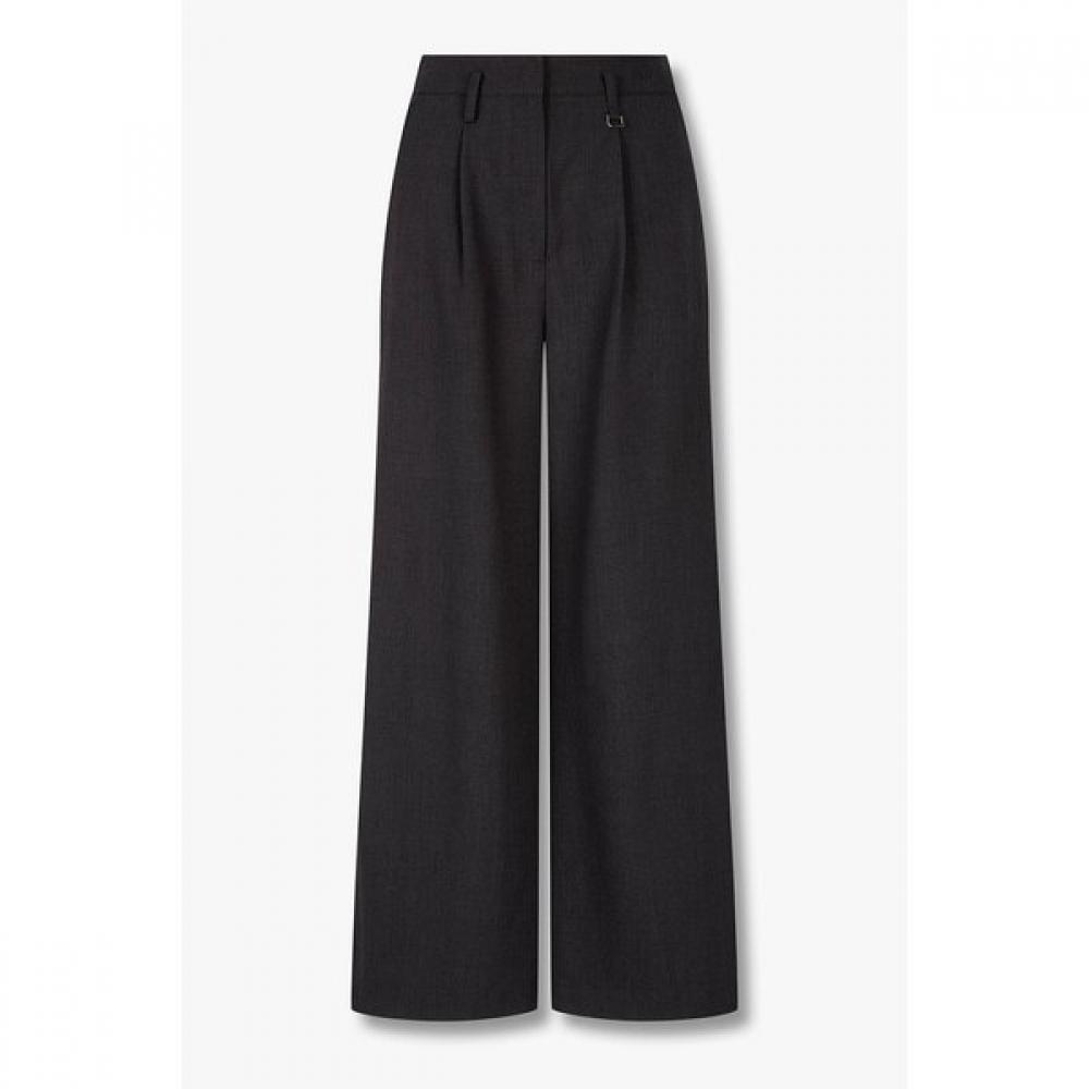 Vov Back Lettering One Tuck Wide Pants 7156230003 99 (black)/S(55)
Vov Back Lettering One Tuck Wide Pants 7156230003 99 (black)/S(55)