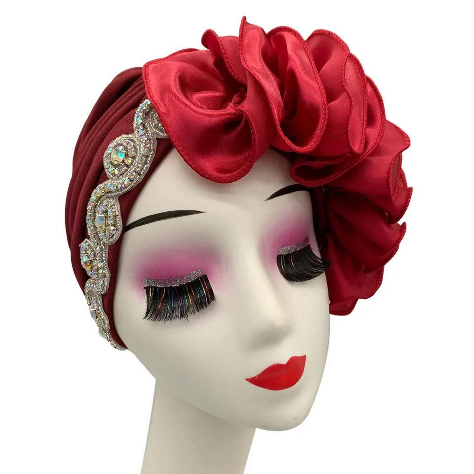 African Female Head Wraps Bonnet Nigeria Party Headgear Satin Ruffled Pleated Turban Cap Headtie вина червоного кольору
African Female Head Wraps Bonnet Nigeria Party Headgear Satin Ruffled Pleated Turban Cap Headtie вина червоного кольору