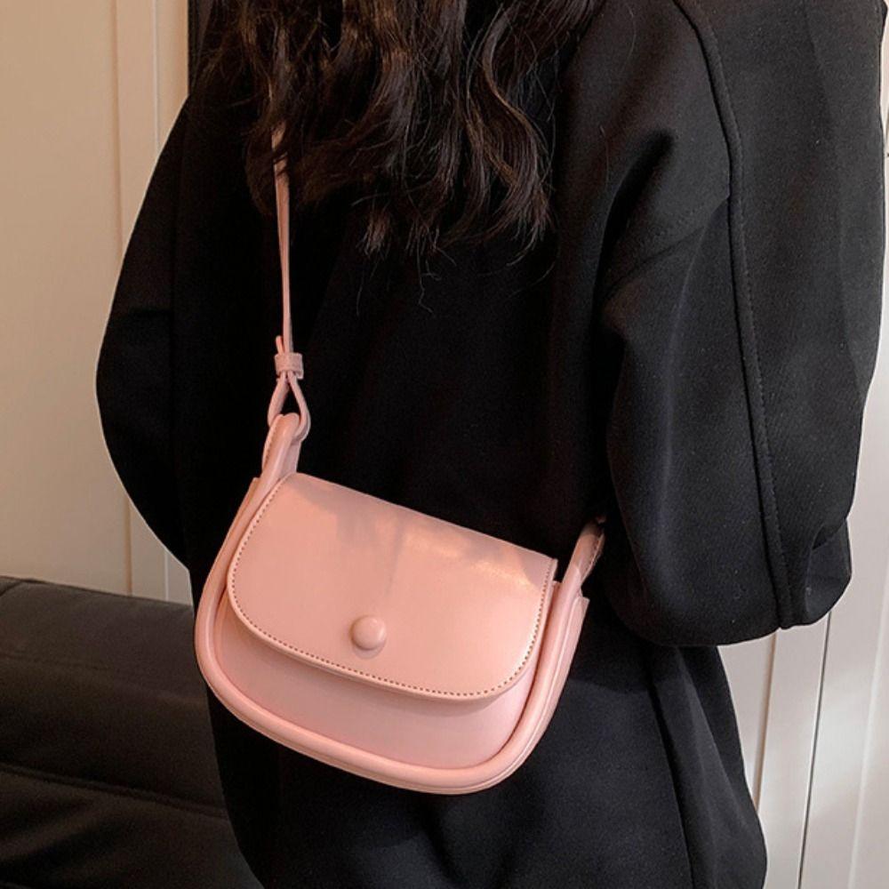 Solid Color Classic Shoulder Bag Pu Leather Small Messenger Bag Luxury Crossbody Bag Female
Solid Color Classic Shoulder Bag Pu Leather Small Messenger Bag Luxury Crossbody Bag Female