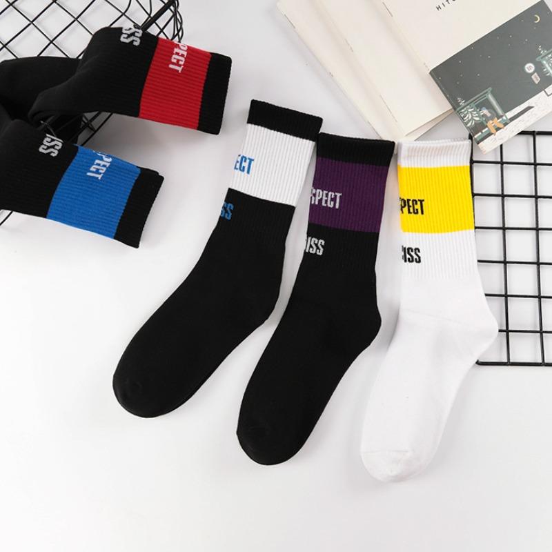 Men Spring and Autumn Fashion New Personality Sports Tube Socks 1 pair синій
Men Spring and Autumn Fashion New Personality Sports Tube Socks 1 pair синій