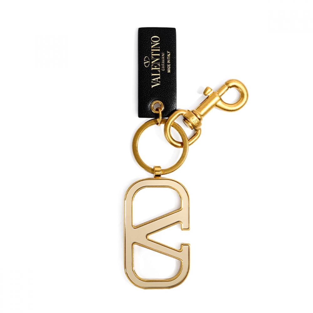 Valentino 2y2P0r81 Lhp Km5 P0r81 Lhp Km5 Garavani Vlogo Mirror Key Ring 2Y2P0R81 LHP KM5
Valentino 2y2P0r81 Lhp Km5 P0r81 Lhp Km5 Garavani Vlogo Mirror Key Ring 2Y2P0R81 LHP KM5