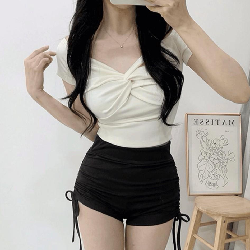 High-End Women s Swimwear: Stylish, Slimming Bikini for Small Chest, Perfect for Beach or Hot Springs Medium чорний
High-End Women s Swimwear: Stylish, Slimming Bikini for Small Chest, Perfect for Beach or Hot Springs Medium чорний