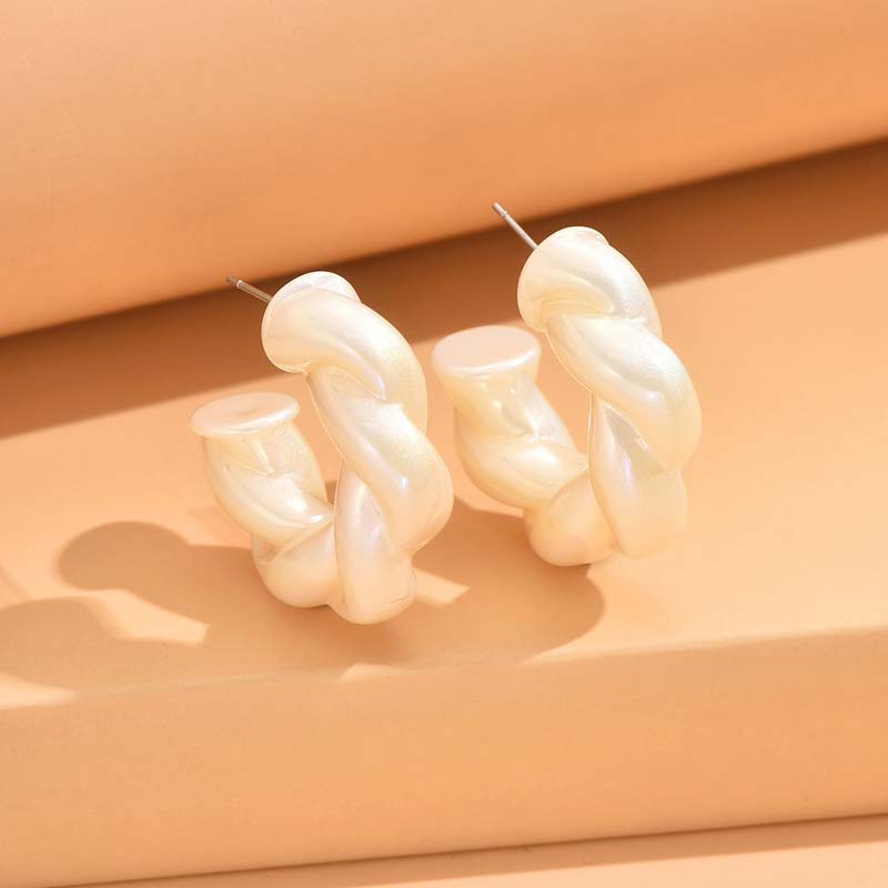 Fashion Acrylic Irregular C-Shaped Hoop Earrings for Women Luxury White Glossy Geometric Chunky Earrings Wedding Zircon Gifts
Fashion Acrylic Irregular C-Shaped Hoop Earrings for Women Luxury White Glossy Geometric Chunky Earrings Wedding Zircon Gifts