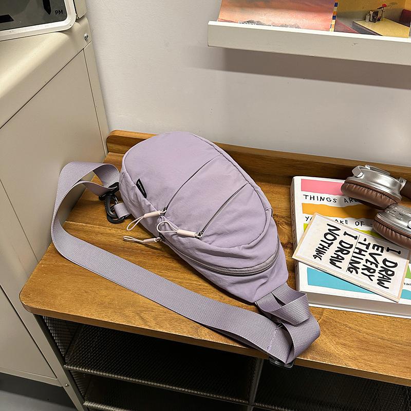 Breast bag Men s ISN trendy brand solid color messenger bag Casual versatile high-end shoulder bag Multifunctional commuter mobile phone bag фиолетовый
Breast bag Men s ISN trendy brand solid color messenger bag Casual versatile high-end shoulder bag Multifunctional commuter mobile phone bag фиолетовый