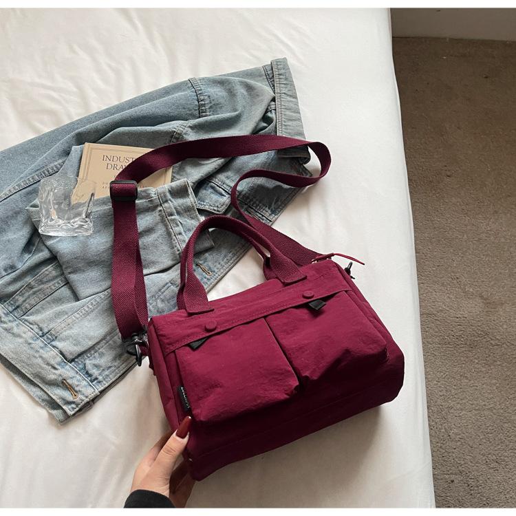 2025 new Korean niche casual men s and women s same tooling style outdoor bag texture personalized messenger canvas bag бордовий
2025 new Korean niche casual men s and women s same tooling style outdoor bag texture personalized messenger canvas bag бордовий