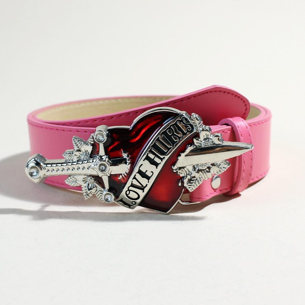 Один меч пронзает сердце большая голова пряжка ремня повседневный персонализированный ремень мужской гладкая пряжка зеленый кожаный ремень женский украшение
Один меч пронзает сердце большая голова пряжка ремня повседневный персонализированный ремень мужской гладкая пряжка зеленый кожаный ремень женский украшение