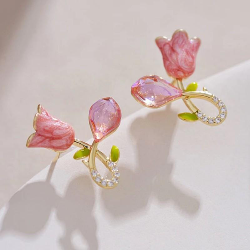 Pink Color CZ Crystal Tulip Flowers Stud Earrings for Women Simple Korean Design Ear Jewelry Friend Christmas Gift
Pink Color CZ Crystal Tulip Flowers Stud Earrings for Women Simple Korean Design Ear Jewelry Friend Christmas Gift