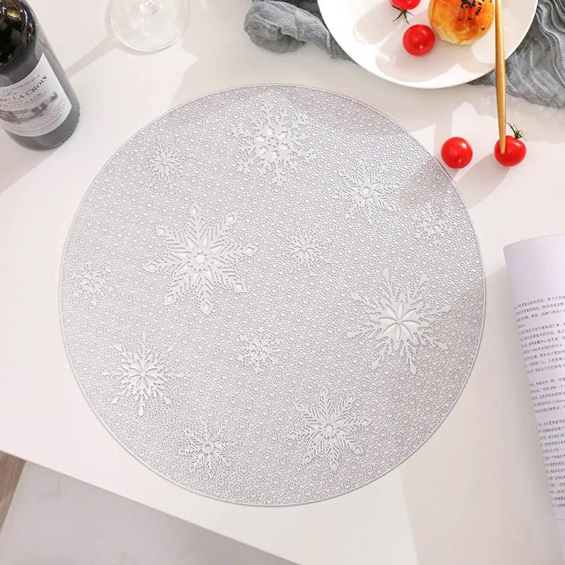 1Pc 38x38cm Round Christmas Snowflake Hollow Placemat Non-Slip Heat Insulation Pad Table Mat Xmas Party Decoration 38x38cm срібний
1Pc 38x38cm Round Christmas Snowflake Hollow Placemat Non-Slip Heat Insulation Pad Table Mat Xmas Party Decoration 38x38cm срібний
