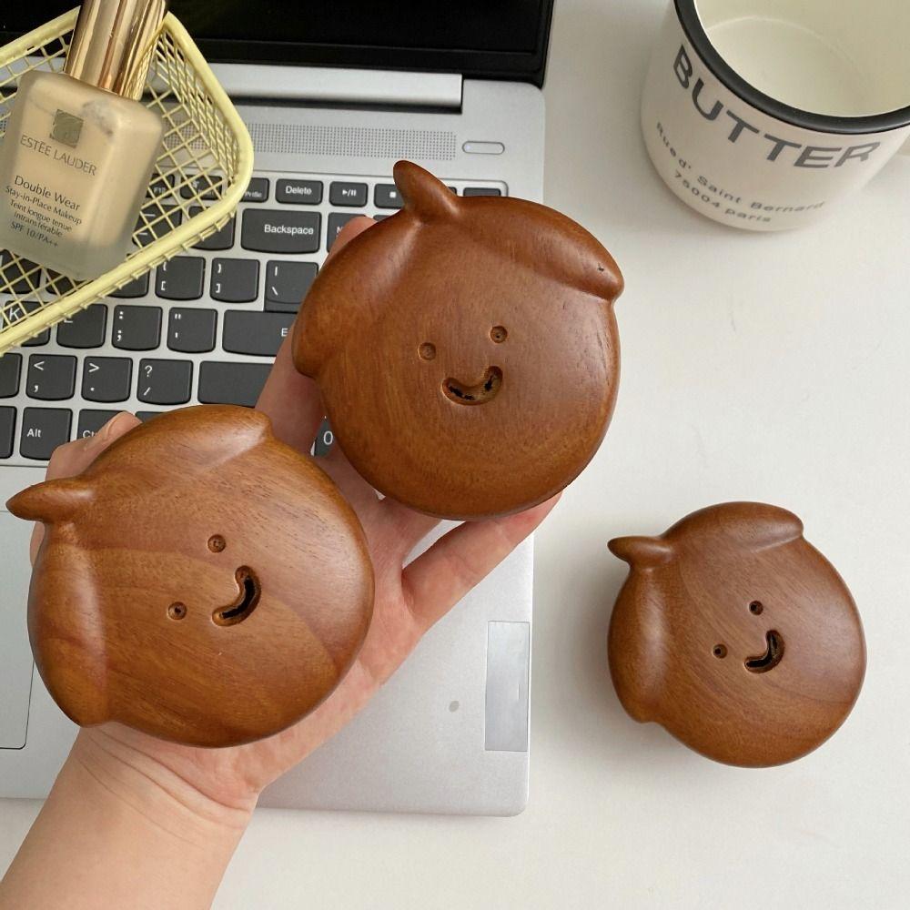 Cartoon Airbag Cushion Comb Brown Round Comb Portable Scalp Meridian Massage Comb Women
Cartoon Airbag Cushion Comb Brown Round Comb Portable Scalp Meridian Massage Comb Women