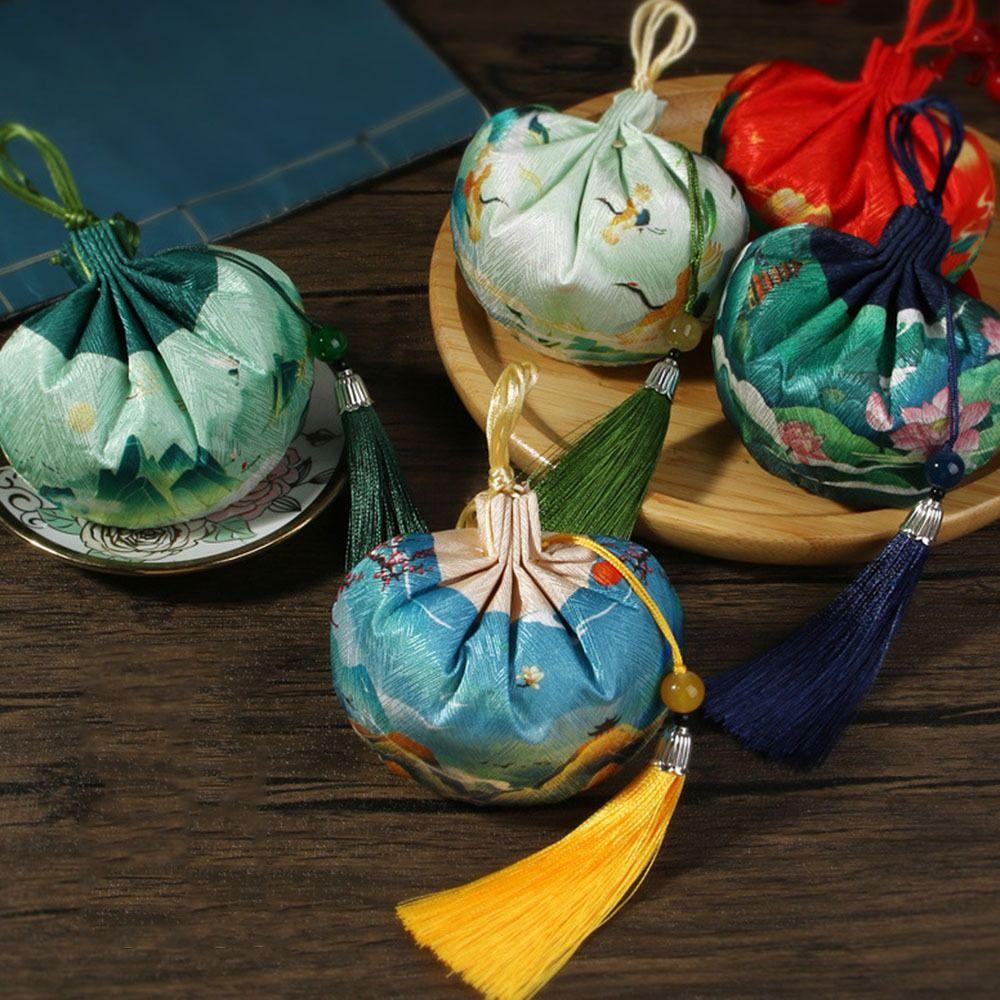 Vintage Sachet Empty Bag Blessing Bag Jewelry Storage Drawstring Bag Dragon Boat Festival Gifts
Vintage Sachet Empty Bag Blessing Bag Jewelry Storage Drawstring Bag Dragon Boat Festival Gifts