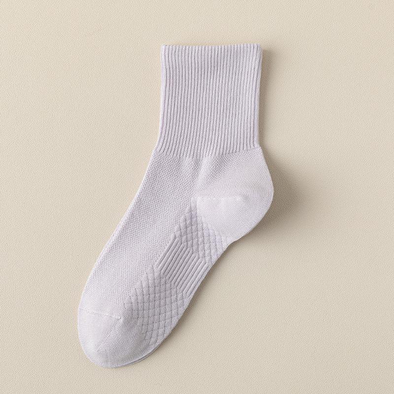 Pure Cotton Socks - Children s Style - Spring/Summer Lightweight Mid-length Socks with Massage Bottom and No-iron Cotton Fabric 1 pair світло-фіолетового кольору
Pure Cotton Socks - Children s Style - Spring/Summer Lightweight Mid-length Socks with Massage Bottom and No-iron Cotton Fabric 1 pair світло-фіолетового кольору