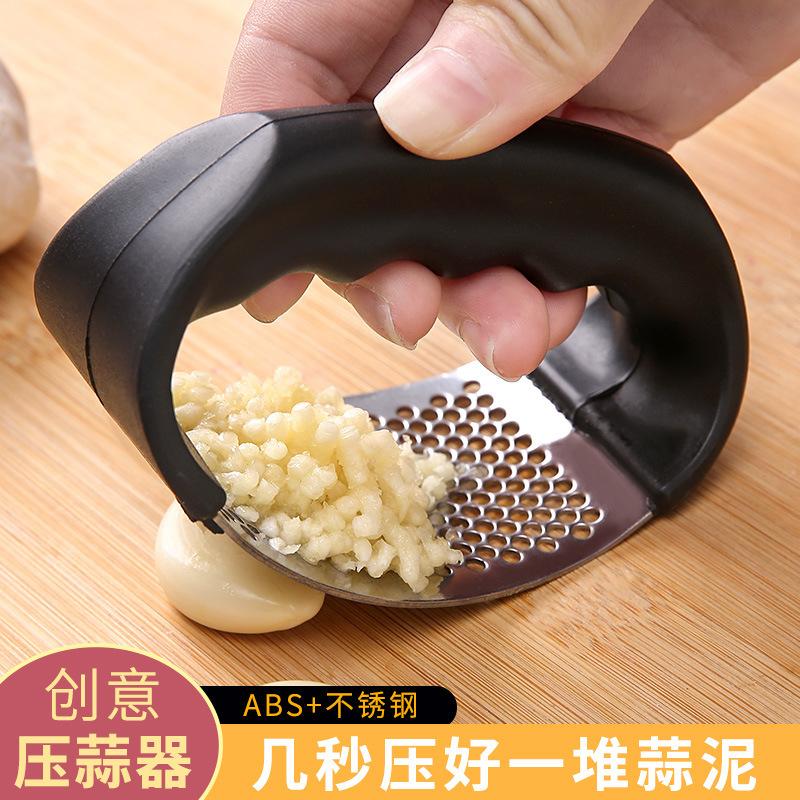 Stainless Steel Circular Garlic Press Kitchen Manual Garlic Masher Household Small Garlic Masher Garlic Ginger Sauce Garlic Masher
Stainless Steel Circular Garlic Press Kitchen Manual Garlic Masher Household Small Garlic Masher Garlic Ginger Sauce Garlic Masher
