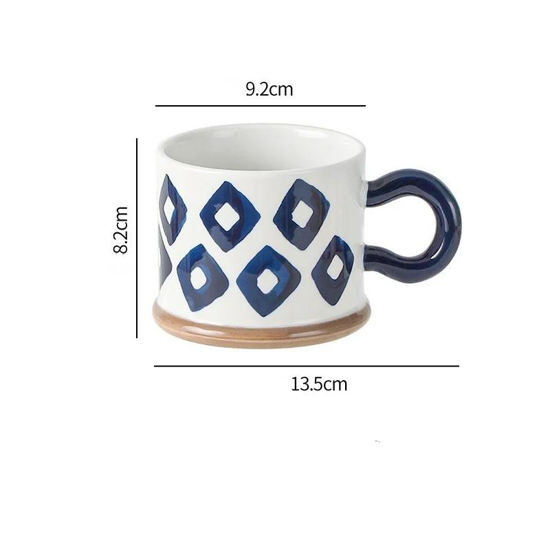 Керамическая кружка в японском стиле, расписанная вручную подглазурной краской, большой емкости 400 мл, кофейная чашка, чашка для воды, чайная чашка, для завтрака, посуда для напитков 301-400ml
Керамическая кружка в японском стиле, расписанная вручную подглазурной краской, большой емкости 400 мл, кофейная чашка, чашка для воды, чайная чашка, для завтрака, посуда для напитков 301-400ml