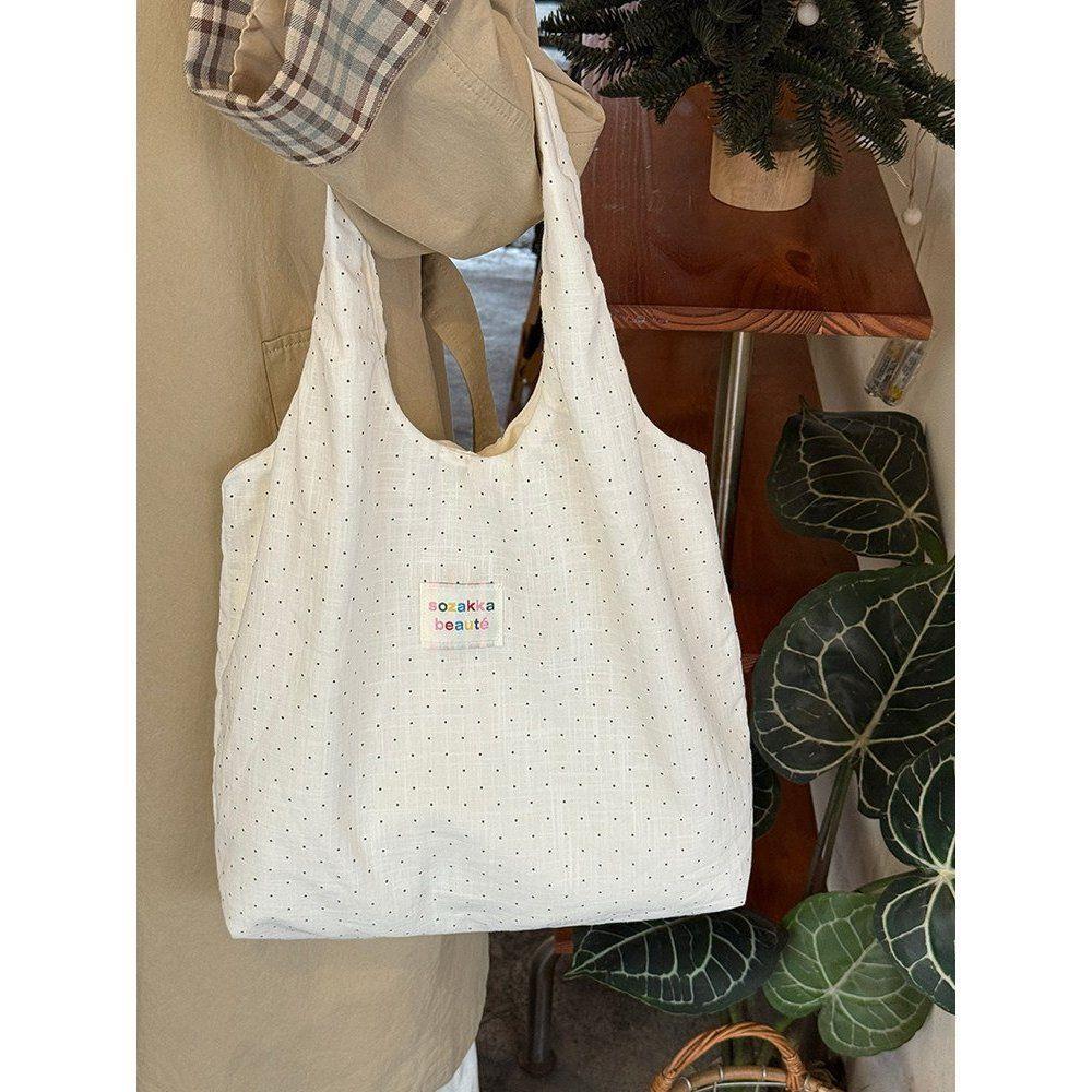Single-shoulder Bag - Large Capacity Women s Casual Bag - Small-sized, Relaxed Tote Bag for The Niche Market бежевий
Single-shoulder Bag - Large Capacity Women s Casual Bag - Small-sized, Relaxed Tote Bag for The Niche Market бежевий