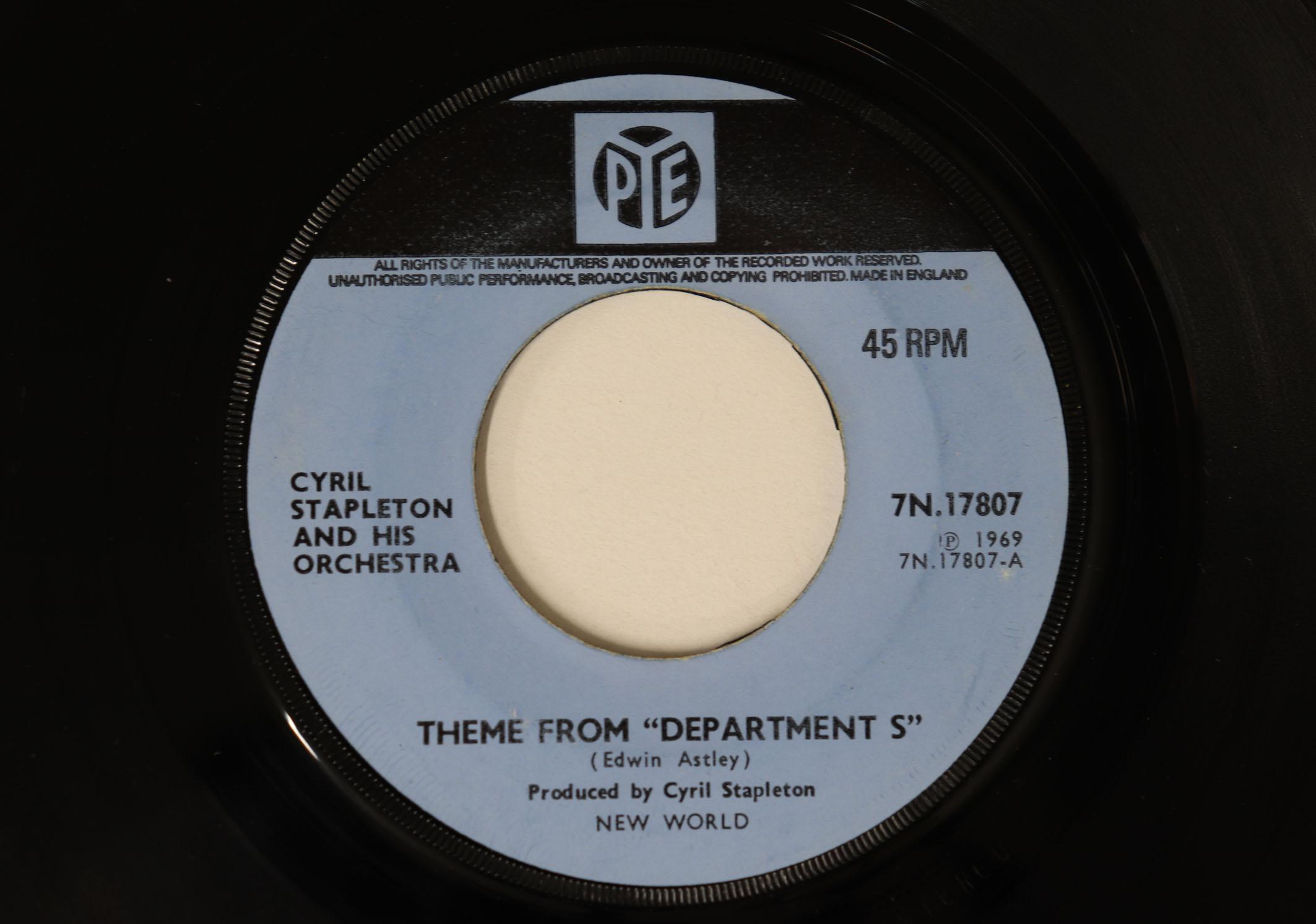 7inch Record CYRIL STAPLETON - Department S 7N17807 PYE 1969 UK Soundtracks & Musicals Used
7inch Record CYRIL STAPLETON - Department S 7N17807 PYE 1969 UK Soundtracks & Musicals Used