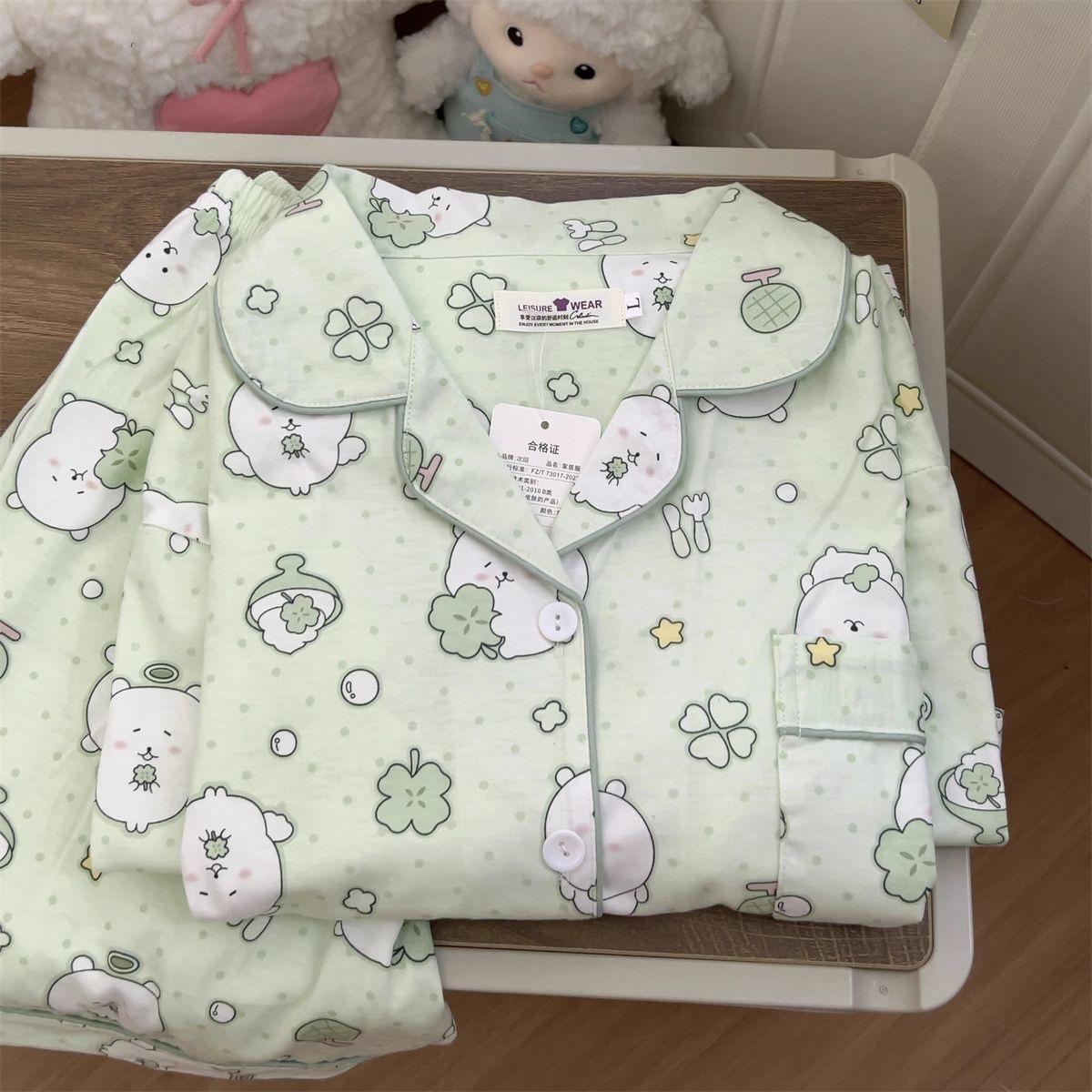 Girl soft cute princess wind cantaloupe self-deprecating bear pajamas women s summer cardigan short-sleeved shorts set loungewear XXL
Girl soft cute princess wind cantaloupe self-deprecating bear pajamas women s summer cardigan short-sleeved shorts set loungewear XXL
