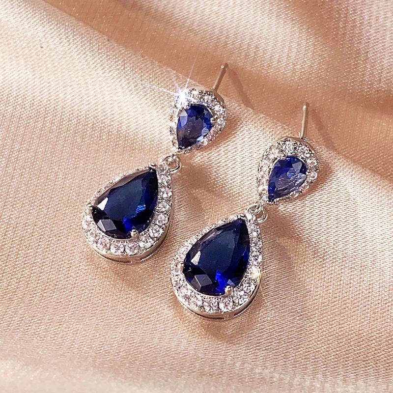 Huitan 6 Color Pear CZ Drop Earrings for Women Luxury Trendy Female Dangle Earrings Temperament Elegant Lady Accessories Zircon
Huitan 6 Color Pear CZ Drop Earrings for Women Luxury Trendy Female Dangle Earrings Temperament Elegant Lady Accessories Zircon