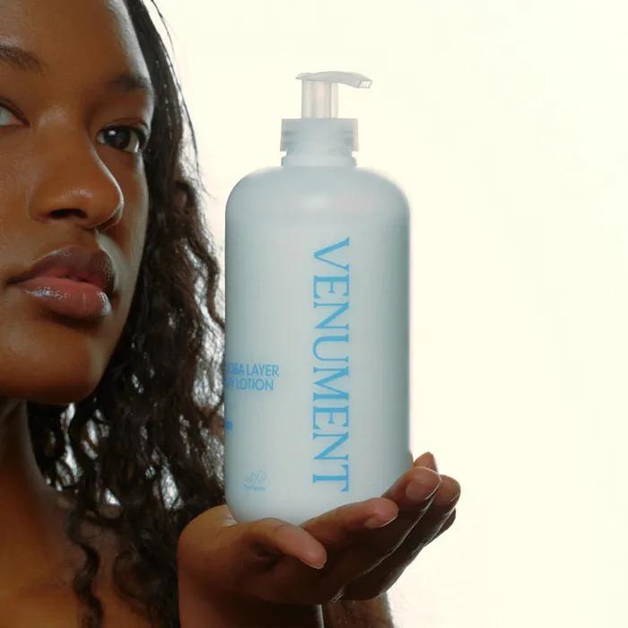 Jojoba Layer Body Lotion
Jojoba Layer Body Lotion