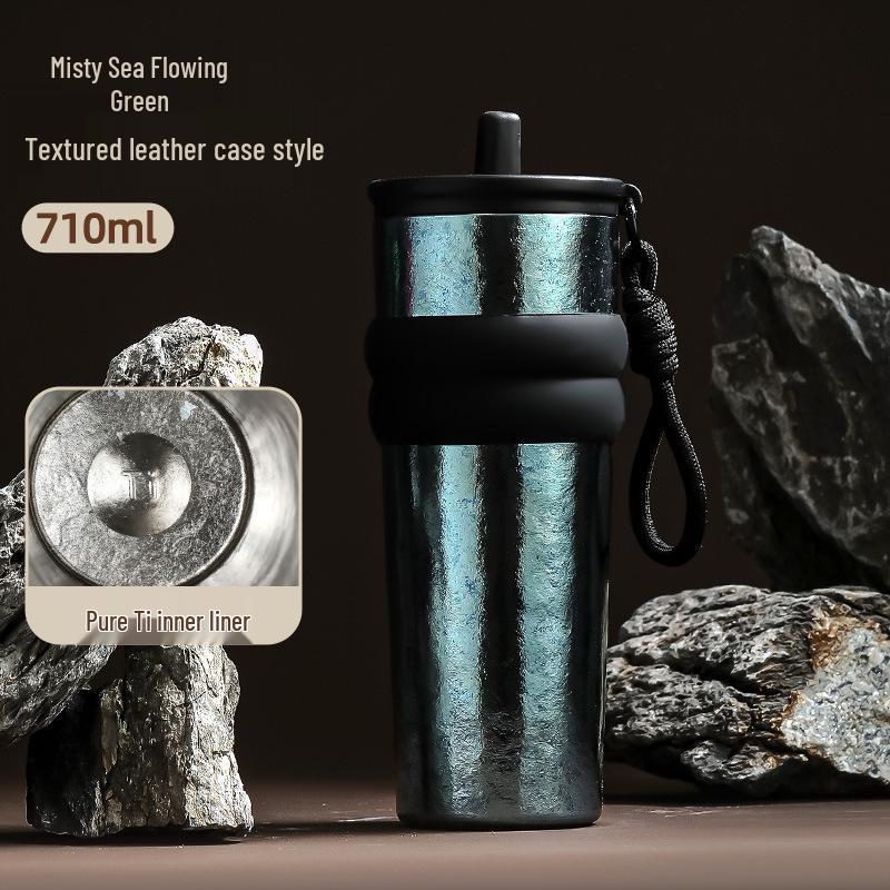 New Summer Colorful Titanium Thermos Straw Cup – Large Capacity, Double-Layer, Light Luxury Design. 710ml
New Summer Colorful Titanium Thermos Straw Cup – Large Capacity, Double-Layer, Light Luxury Design. 710ml