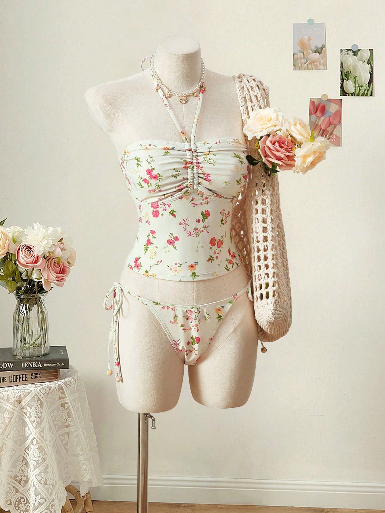 Trendy Floral Print Tankini Two-Piece Swimsuit with Halter Neck And Strap for Women High Waist Sexy Tight Fit Backless Swimwear S светло-желтого
Trendy Floral Print Tankini Two-Piece Swimsuit with Halter Neck And Strap for Women High Waist Sexy Tight Fit Backless Swimwear S светло-желтого