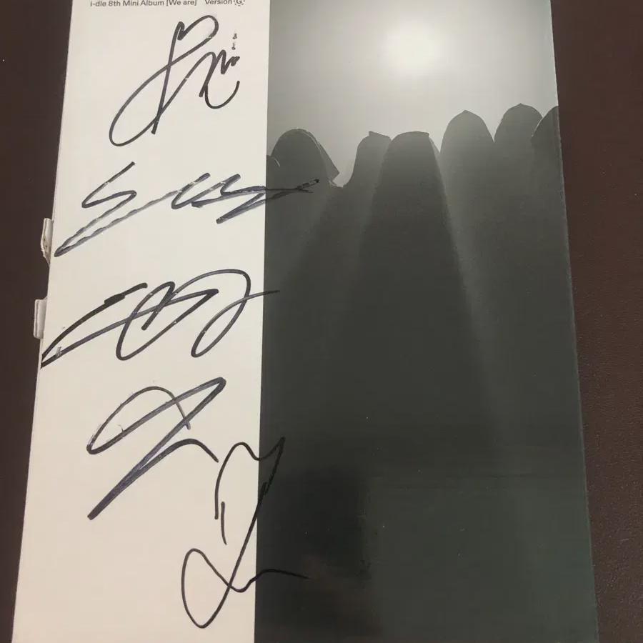 Детский автограф-альбом Gidle
Детский автограф-альбом Gidle