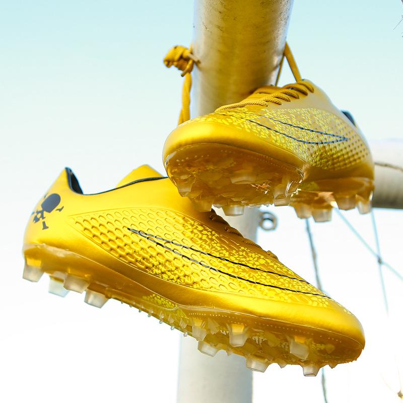 Low-top football shoes boys and girls students artificial grass long and short nails adult game shoes 32
Low-top football shoes boys and girls students artificial grass long and short nails adult game shoes 32