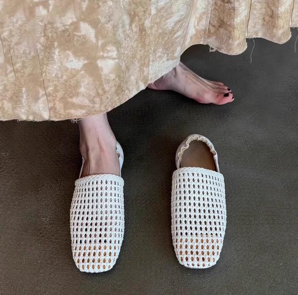 Версия из коровьей кожи нишевая ретро плетеная полая дышащая сумка каблук одинарная обувь женская квадратный носок один педаль универсальные ленивые плоские туфли 40
Версия из коровьей кожи нишевая ретро плетеная полая дышащая сумка каблук одинарная обувь женская квадратный носок один педаль универсальные ленивые плоские туфли 40