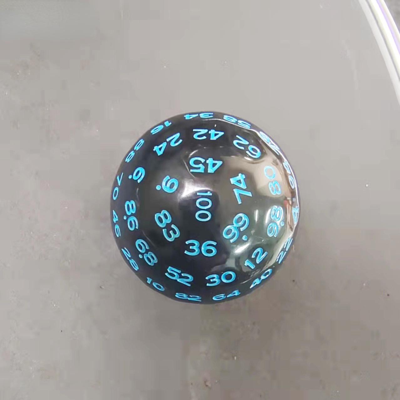 Новые 100-сторонние игральные кости с цифрами 1-100, многосторонние игральные кости D100, большие шариковые игральные кости, коллекционные игральные кости, обучающий реквизит, настольная игра
Новые 100-сторонние игральные кости с цифрами 1-100, многосторонние игральные кости D100, большие шариковые игральные кости, коллекционные игральные кости, обучающий реквизит, настольная игра