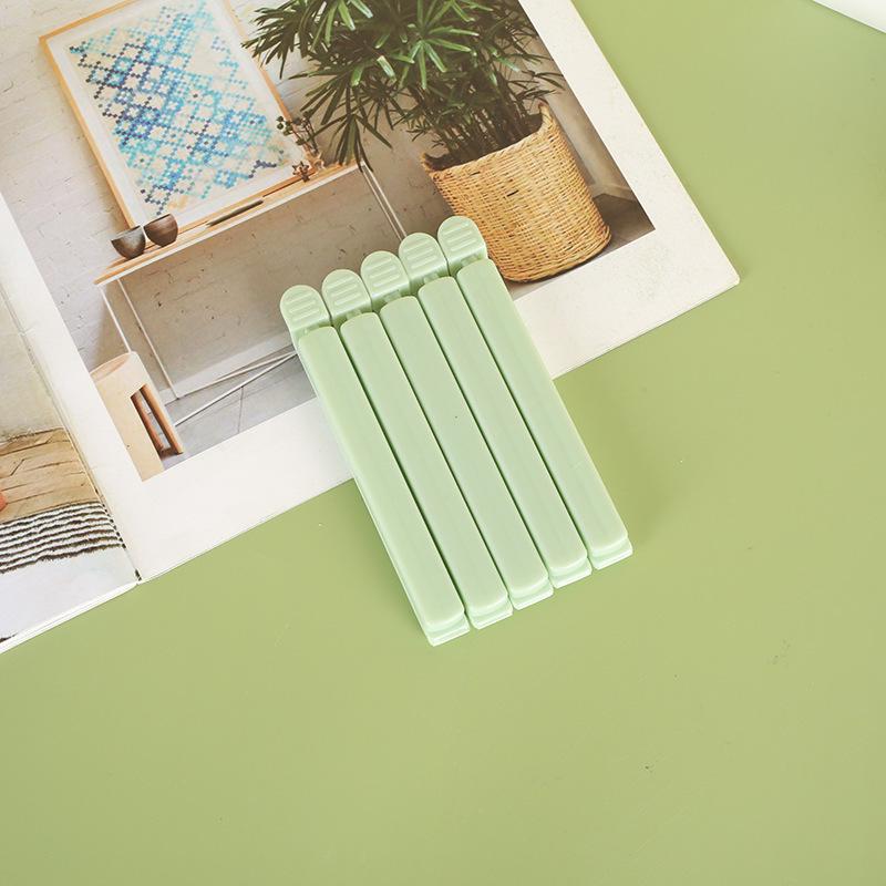 Набір з 5 міні-пластикових кліпс для пакетів зі снеками для герметизації
Набір з 5 міні-пластикових кліпс для пакетів зі снеками для герметизації